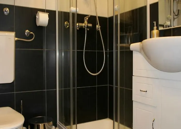 Zaka Bed & Breakfast 3*